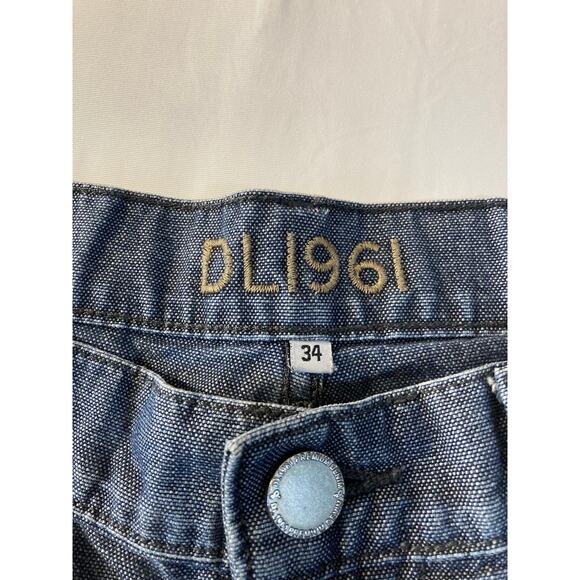 DL1961 Russell Slim Straight Jeans - Size 34 - SKU 5427 - Distressed Blue Wash - Picture 4 of 12